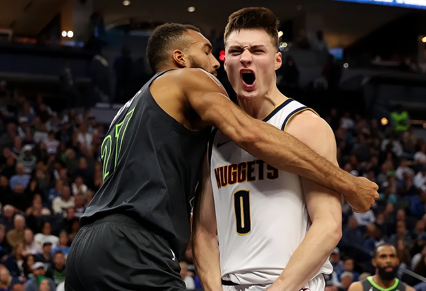 爱游戏体育-关于明尼苏达森林狼集结日队长鼓劲，志在NBA常规赛名次提升，媒体盛赞，球队文化再被提及的信息